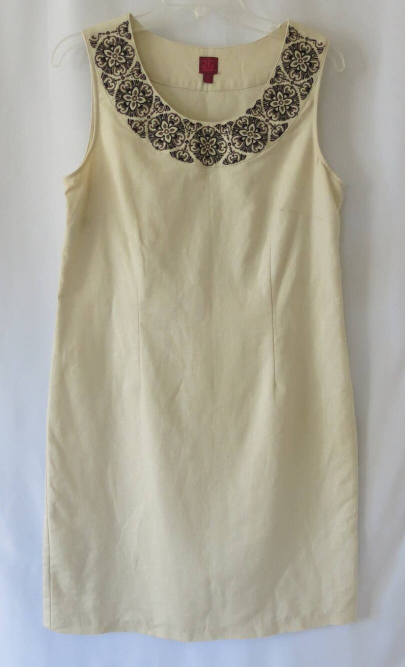 212 COLLECTION Dress Size 10 Sleeveless Embroidered Mid Length Khaki Casual